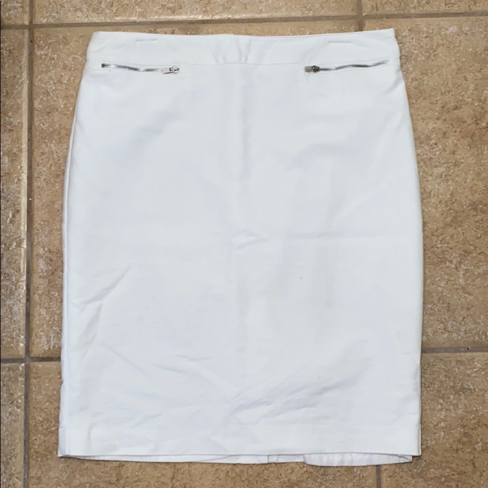 NWOT Van Heusen Pencil Skirt